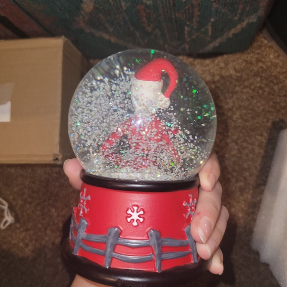 Firm! Disney The Nightmare Before Christmas Snow Globe - Picture 7 of 10